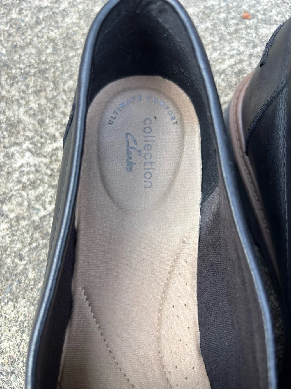 Clarks Black Leather Penny Loafers Women’s Size 10 Classic Comfort Shoes
